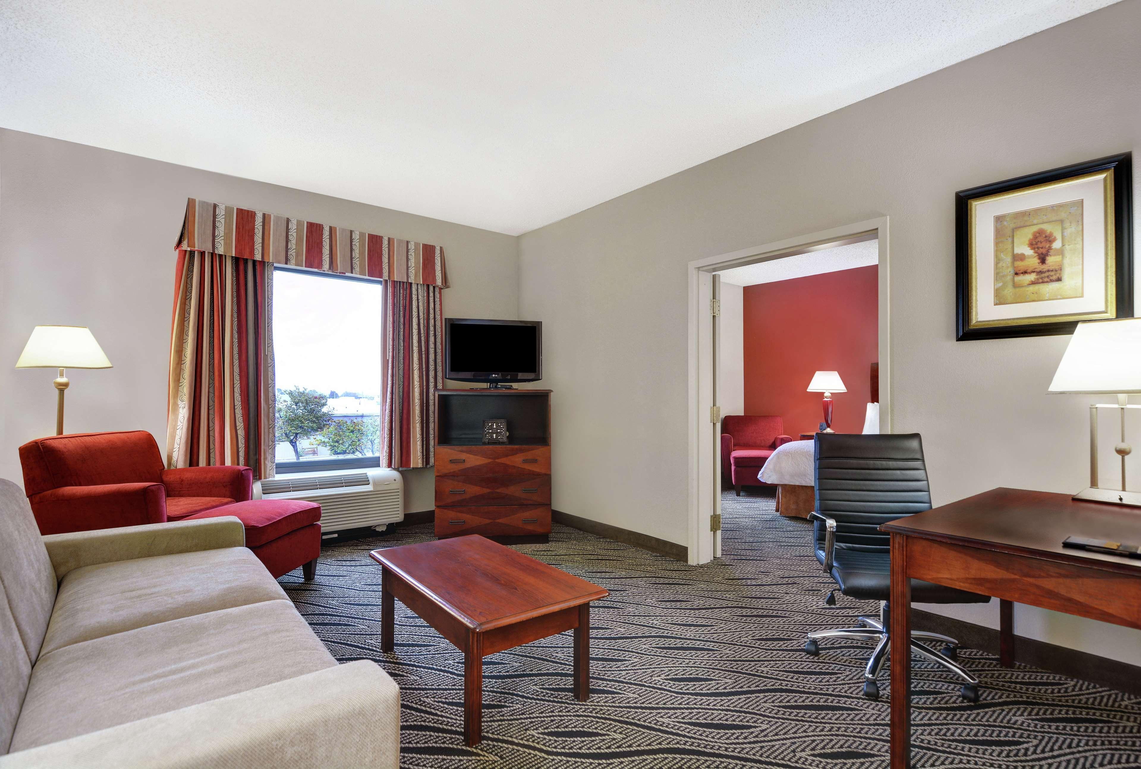 Hampton Inn Fayetteville Exterior foto